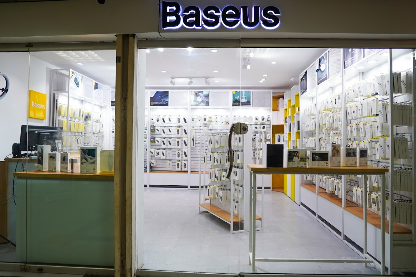 Baseus Flagship store